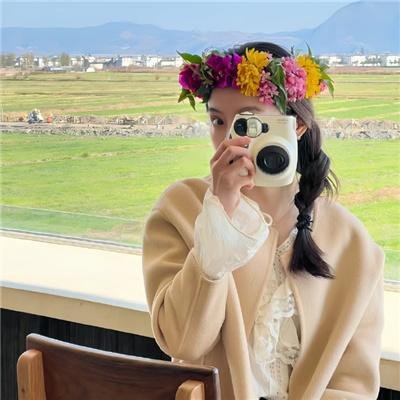 彩虹艳尽半边天 高清封面